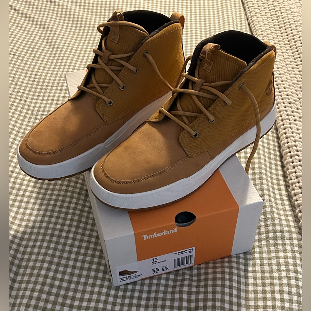 Timberland Men's Maple Grove Mid Lace-Up Sneaker